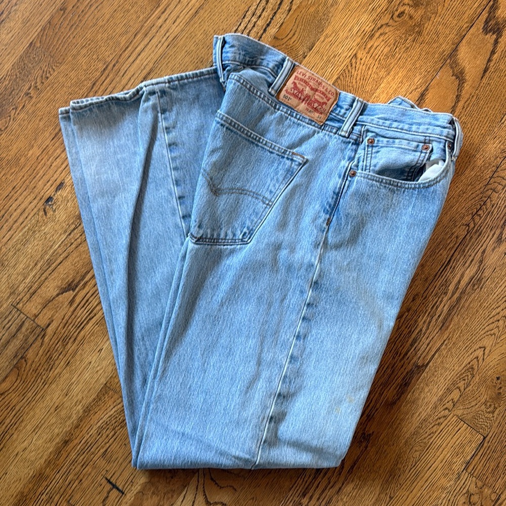 Levi’s 501 Button Down 40x34 Lighter Medium Wash